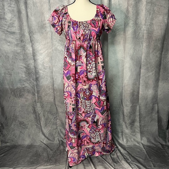 Pink, Red, Purple, White, Black Print Empire Waist Maxi Dress with Side Slits - Picture 9 of 9